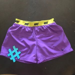 💎 GIRLS 💎‼️ON SALE NOW‼️ - Nike Running Shorts